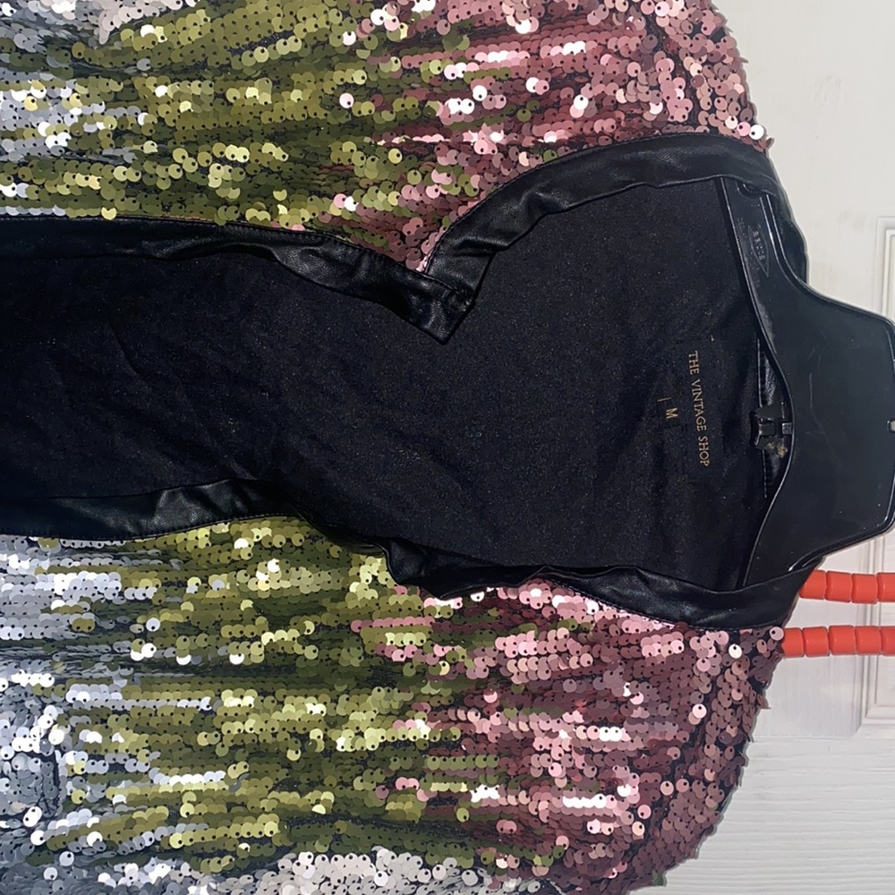 Jacket - Picture 2 of 6